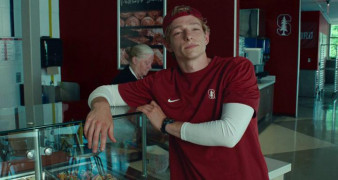 Кадр з фільму Суперники