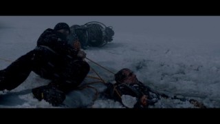 Кадр з фільму Льодовий дрифт