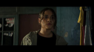 Кадр з фільму Відступна тінь