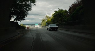 Кадр з фільму Очима собаки