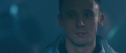 Кадр з фільму Фабрика футбольних хуліганів