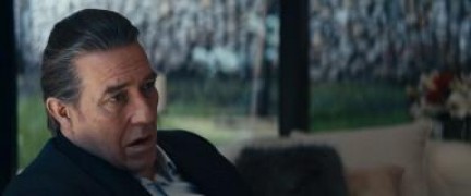 Кадр з фільму Медовий Місяць