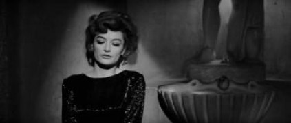 Кадр з фільму Солодке життя