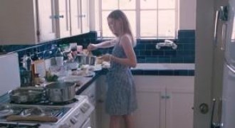 Кадр з фільму Десь