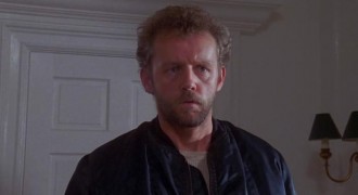 Кадр з фільму Години відчаю