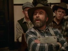 Кадр з фільму Мисливець на динозаврів