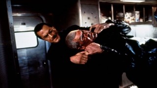 Кадр з фільму В облозі 2. Територія темряви