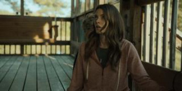 Кадр з фільму Не те місце