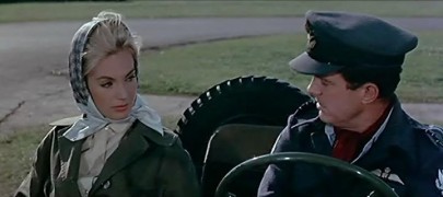 Кадр з фільму Ескадрилья 633