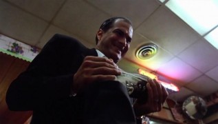 Кадр з фільму Всупереч смерті