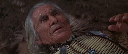 Кадр з фільму Маленька велика людина