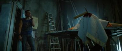 Кадр з фільму У кінці тунелю