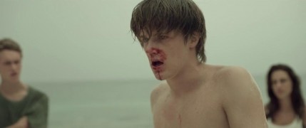 Кадр з фільму Едем. Райський острів