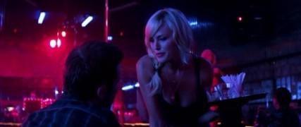 Кадр з фільму Пастка 44