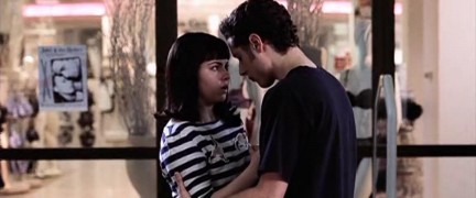 Кадр з фільму Чинник страху, або Лорі перемагає страх перед ескалатором