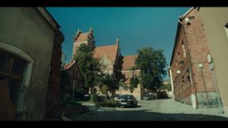 Кадр з фільму Кольори зла: Чорний
