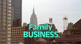 Кадр з фільму Сімейний бізнес