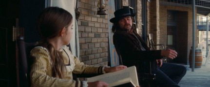 Кадр з фільму Одного разу в... Голлівуді