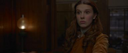 Кадр з фільму Енола Xолмс 2