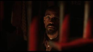 Кадр з фільму Ураган