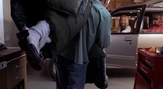 Кадр з фільму Велика справа