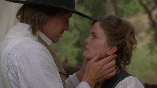 Кадр з фільму Захід сонця в прерії