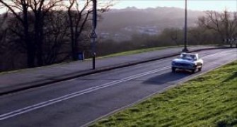 Кадр з фільму Вбий мене ніжно