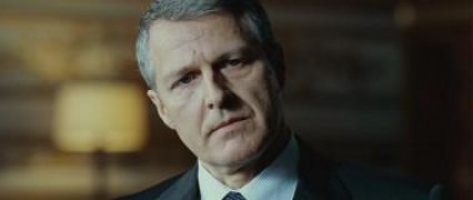 Кадр з фільму Інтереси держави