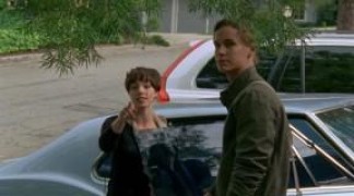 Кадр з фільму Ніхто не йде