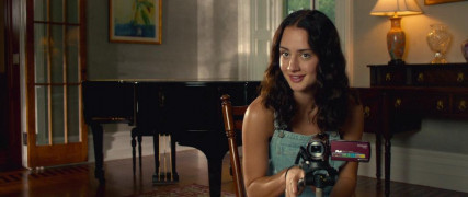 Кадр з фільму Весілля Вайлд