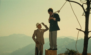 Кадр з фільму Пригоди китайця в Китаї