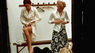 Кадр з фільму Еммануель