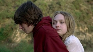 Кадр з фільму Політ довжиною з життя