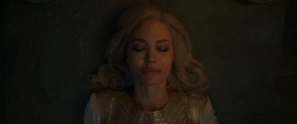 Кадр з фільму Вічні