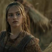 Кадр з фільму Бунтівний місяць. Частина 2: Та, що лишає шрами