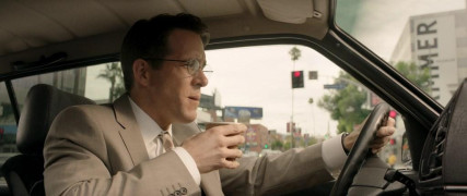 Кадр з фільму Жінка в золотому