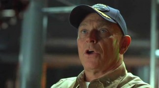 Кадр з фільму Глибинна бомба