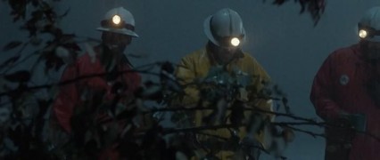 Кадр з фільму Життя на межі