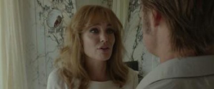 Кадр з фільму Біля моря