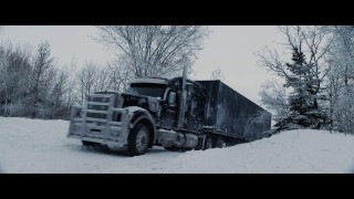 Кадр з фільму Льодовий дрифт