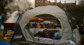 Кадр з фільму Повстання штатів