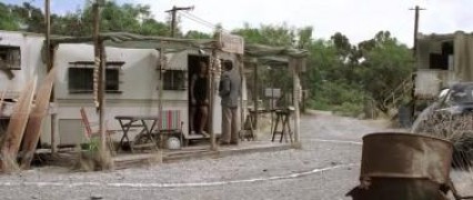 Кадр з фільму Пропащі хлопці. Спрага