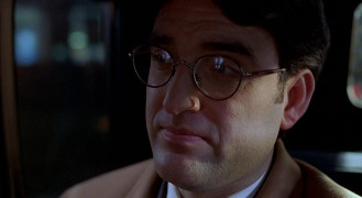 Кадр з фільму Справжні цінності