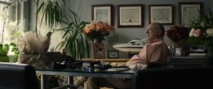 Кадр з фільму Тебе ніколи тут не було