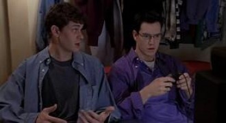 Кадр з фільму Самогубство у коледжі