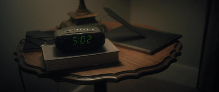 Кадр з фільму Мешканка