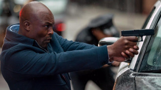 Кадр з фільму Детектив Найт: Бунтар