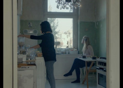 Кадр з фільму Тридцять