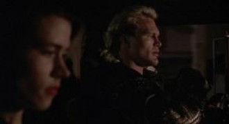 Кадр з фільму Незворушний