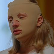 Кадр з фільму Мене від себе верне